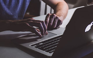 意甲知名评论员：建议米兰变阵4-3-3，用一场胜利改变现在球队的颓势，提升球队的士气